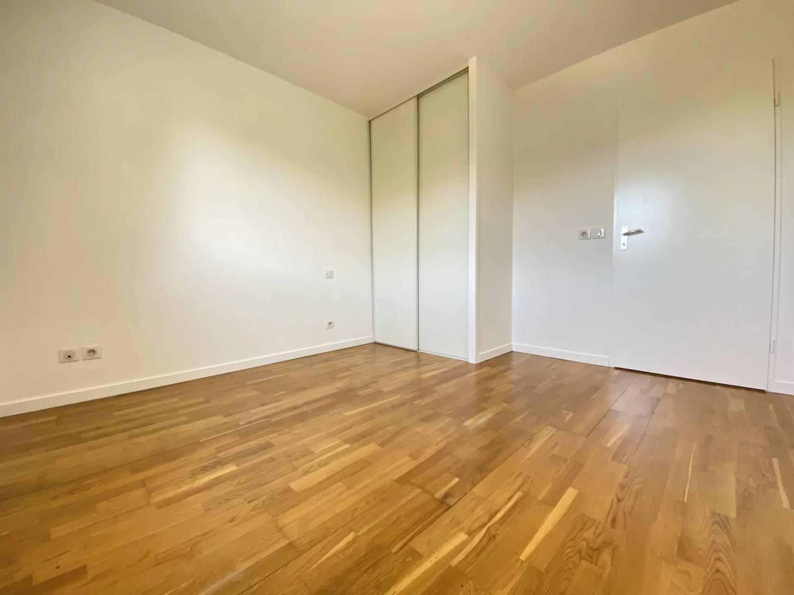 Appartement 2 pièces 44 m² · à Saint-Médard-en-Jalles · 44 m² · 154 000 €